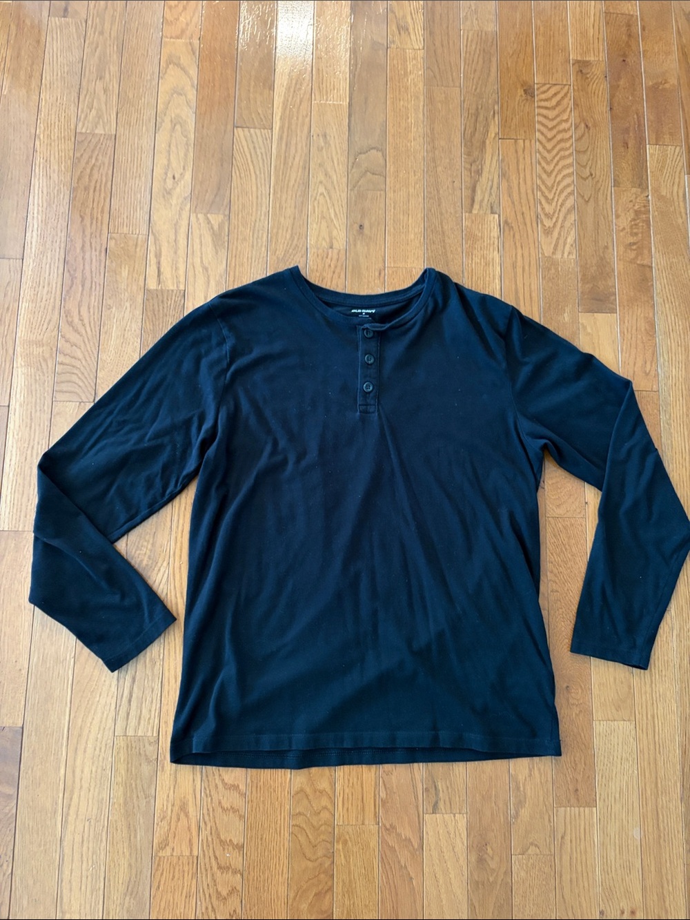 Old Navy Black Long Sleeve soft washed Shirt size medium